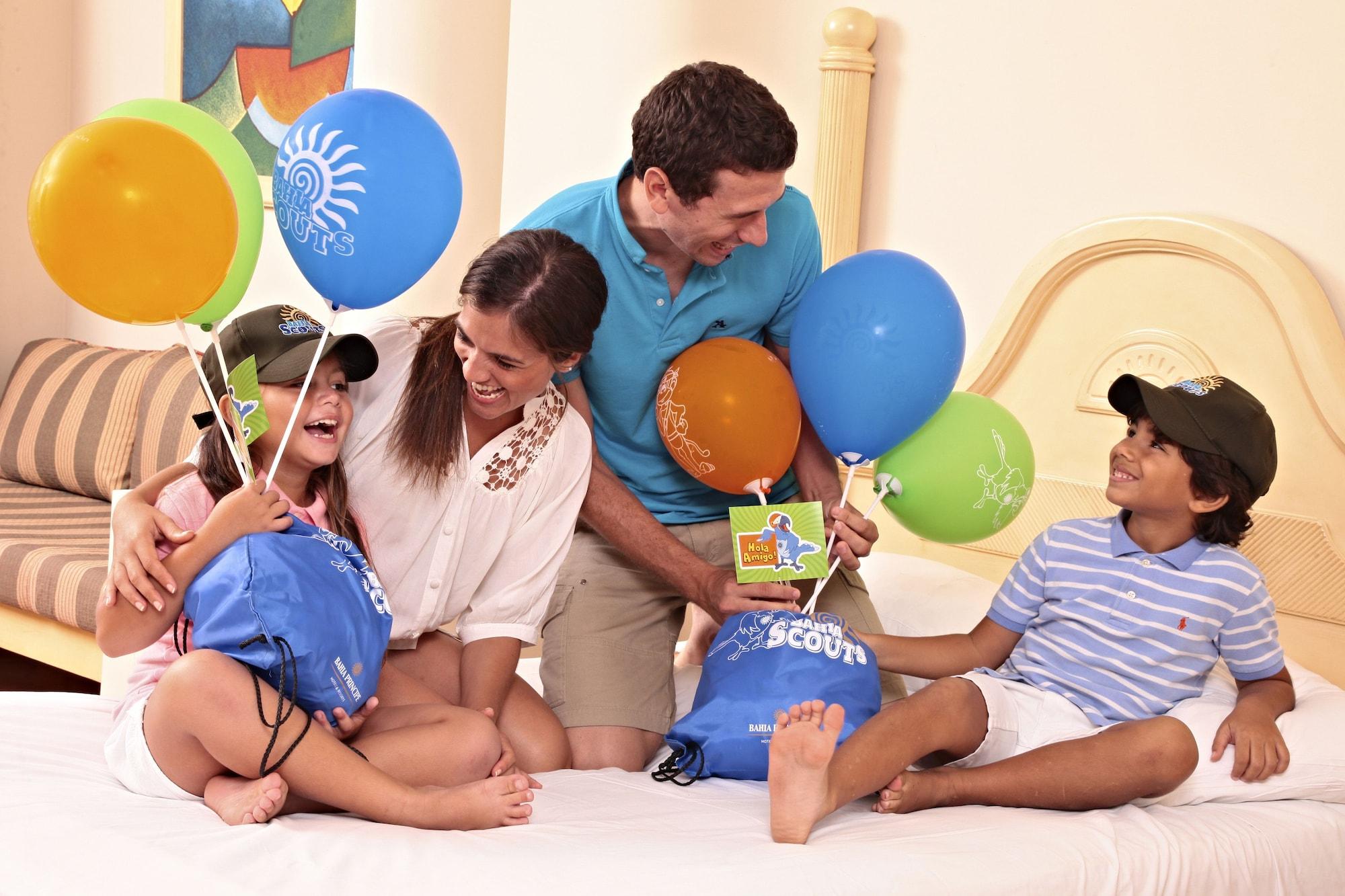 Bahia Principe Grand Bavaro Punta Cana Eksteriør bilde Family at the resort